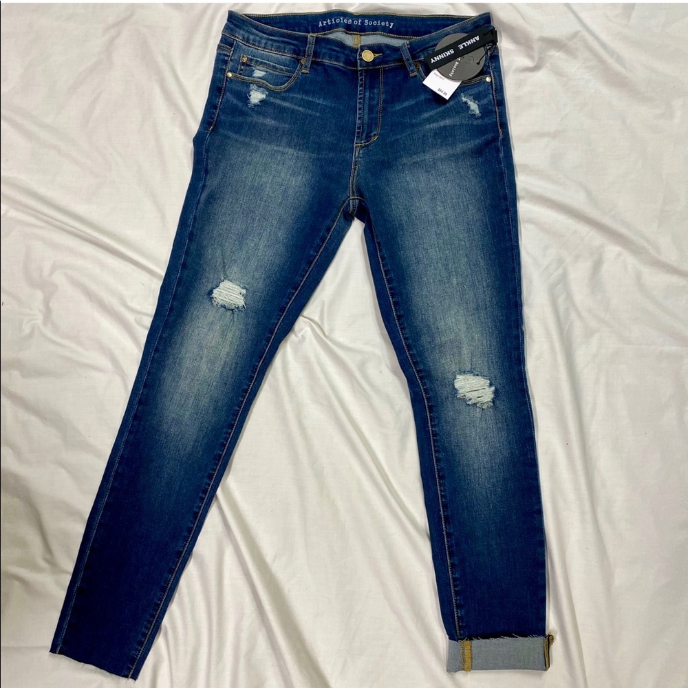 NWT Articles of Society Ankle raw edge jeans